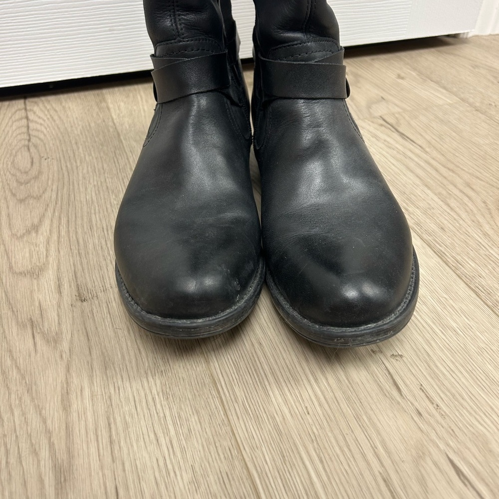 Remonte Women’s Tall Black Boots - Picture 6 of 8